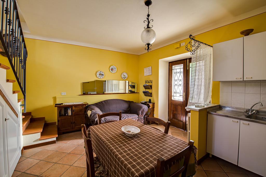 Cottage House Il Palazzetto Castelnuovo di Garfagnana Buitenkant foto